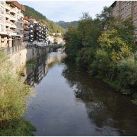 Argazkia: Deba ibaiaren ubideraketa. Iturria: Ur Agentzia (Artxibo fotografiko irekia). Egilea: Pedro Odriozola